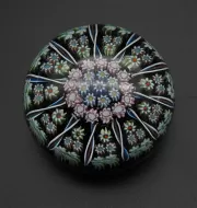 Beautiful Scottish Art Glass Vasart Paperweight