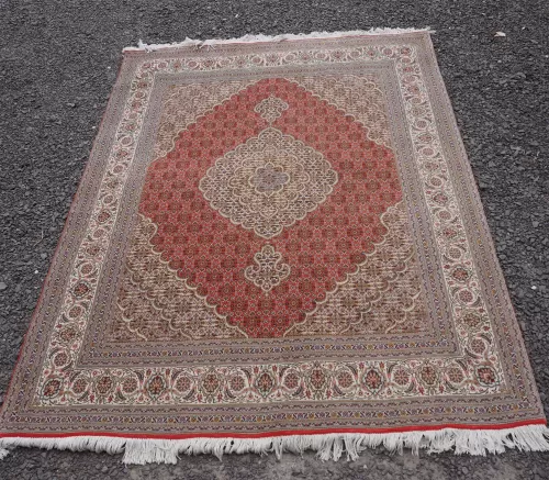 Highest Quality Persian Hand Knotted Wool Rug