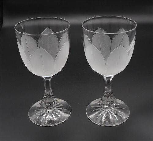 Attractive Pair of Edwardian Wine Glasses