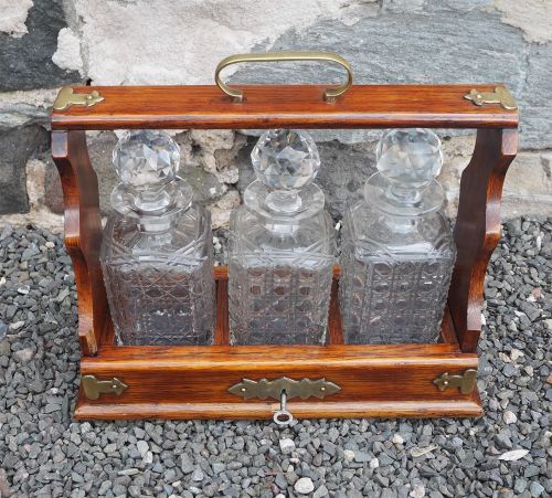 Edwardian Oak 3 Decanter Tantalus