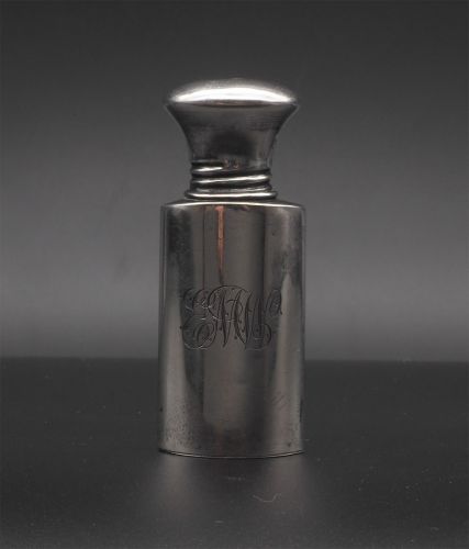 Ladies Silver Scent Bottle. Complete. London. 