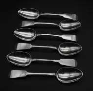 Fine Set of 6 Dundee Silver Teaspoons