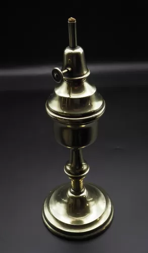 Good Quality Heavy Brass Oil Lamp