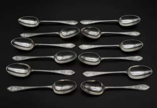 Good Set of 12 Scottish Silver Teaspoons