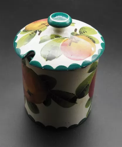 Good Clean Wemyss Jam Pot in Apples