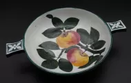 Large Scottish Wemyss Quaich in Apples