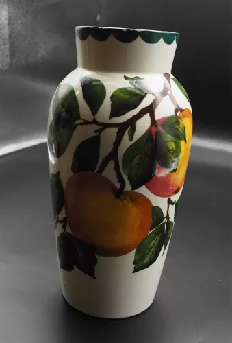 Scottish Wemyss Japan Vase in Apples