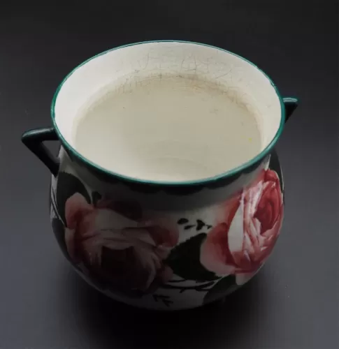 Small Scottish Wemyss Cauldron or Gypsy Pot