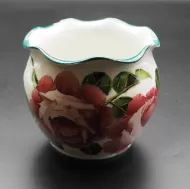 Small Scottish Wemyss Wavy Edge Pot